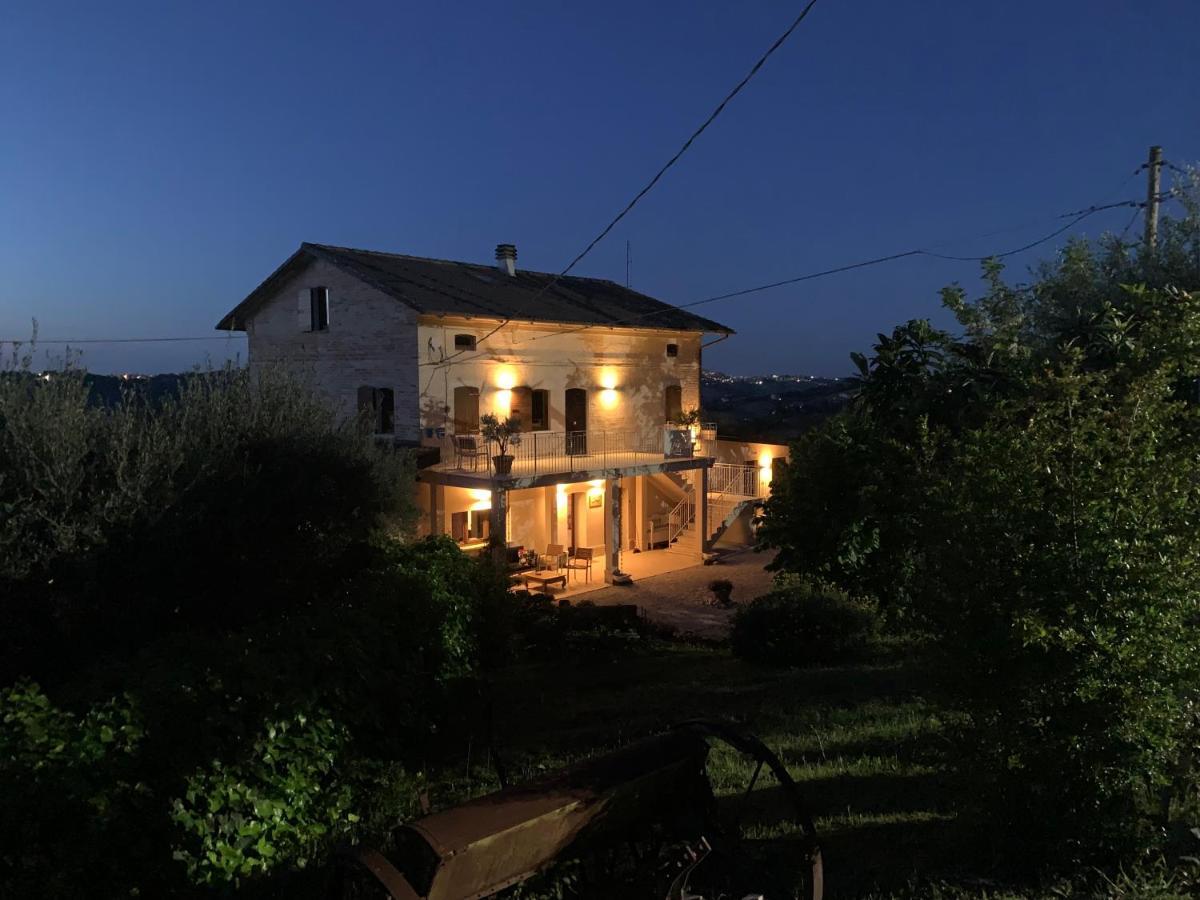 Gastronomic B&B Carlocarla Monte San Pietrangeli Bagian luar foto