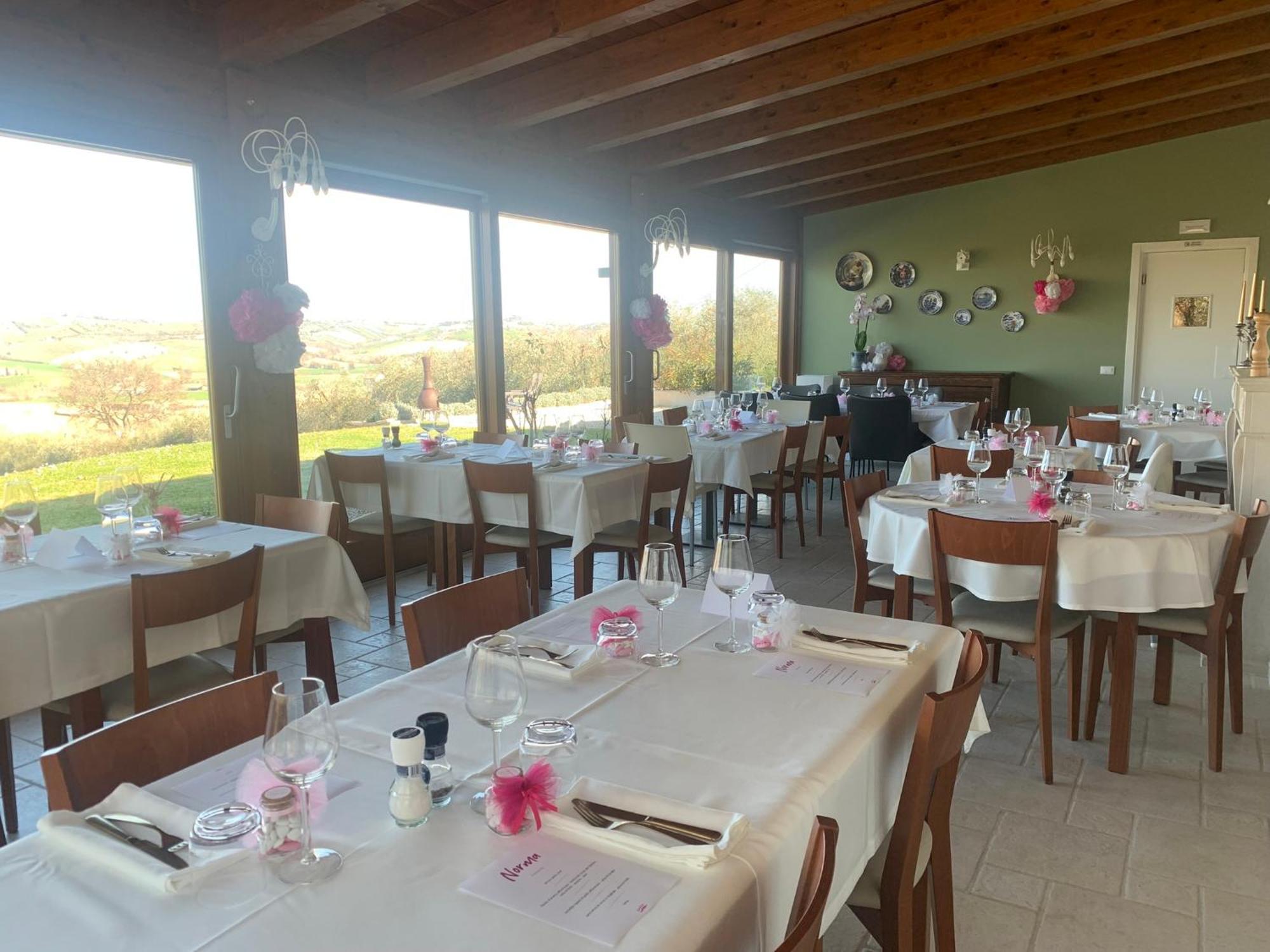 Gastronomic B&B Carlocarla Monte San Pietrangeli Bagian luar foto