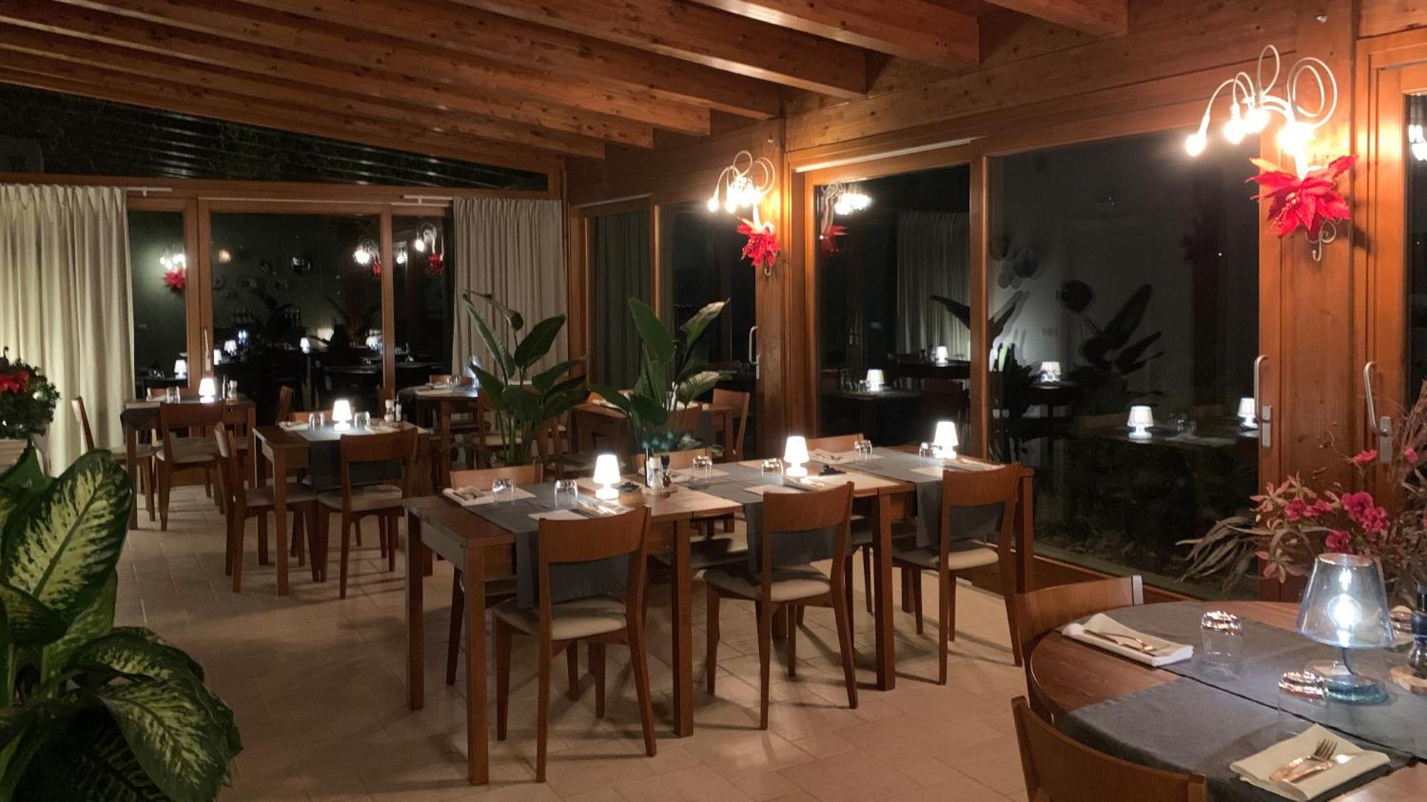 Gastronomic B&B Carlocarla Monte San Pietrangeli Bagian luar foto