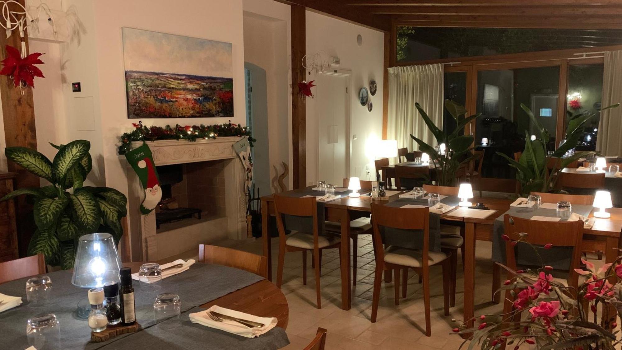 Gastronomic B&B Carlocarla Monte San Pietrangeli Bagian luar foto