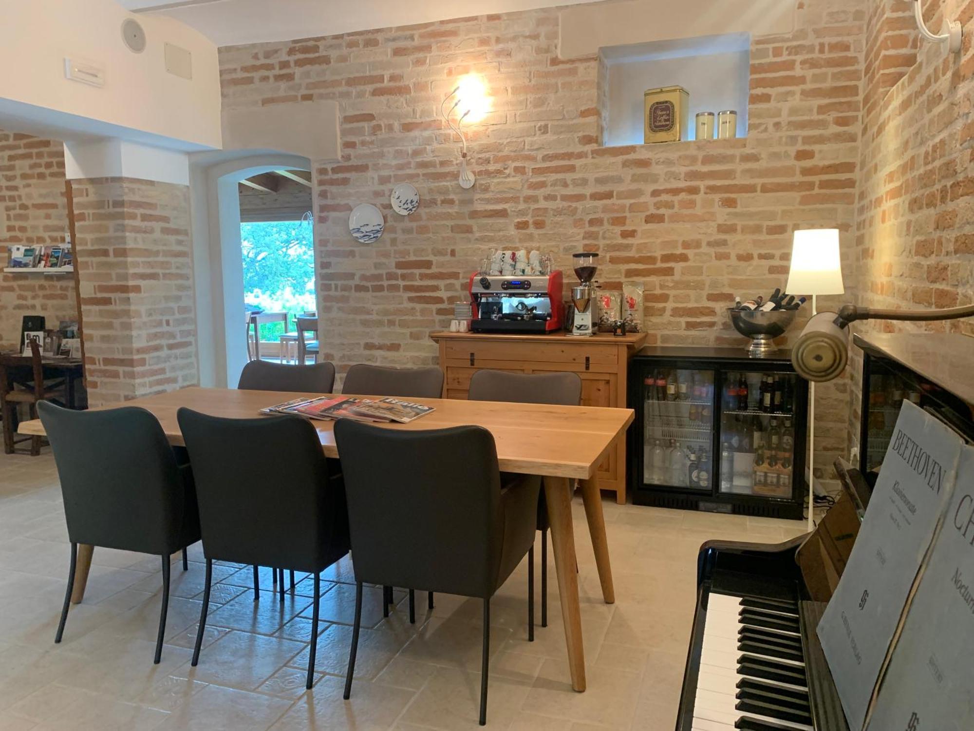 Gastronomic B&B Carlocarla Monte San Pietrangeli Bagian luar foto