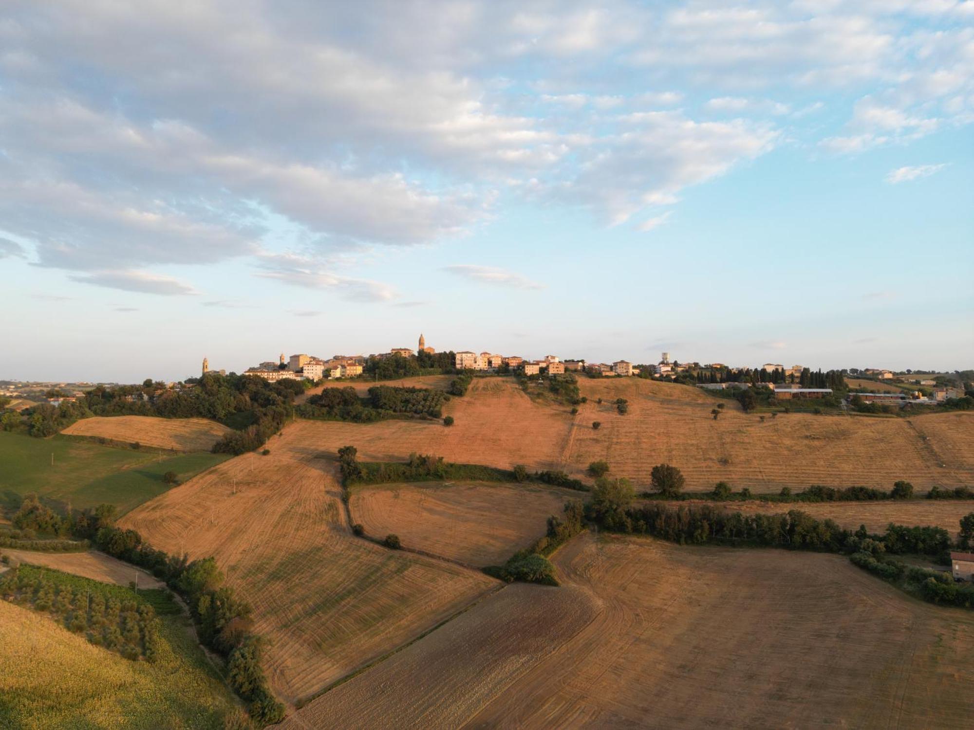 Gastronomic B&B Carlocarla Monte San Pietrangeli Bagian luar foto
