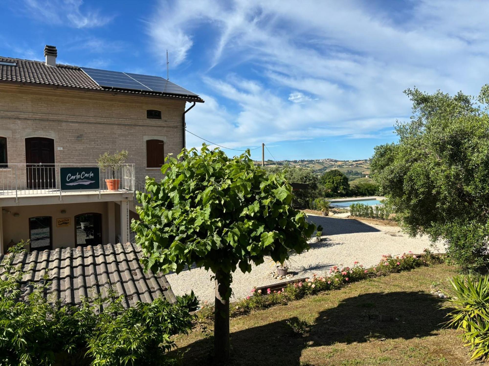 Gastronomic B&B Carlocarla Monte San Pietrangeli Bagian luar foto