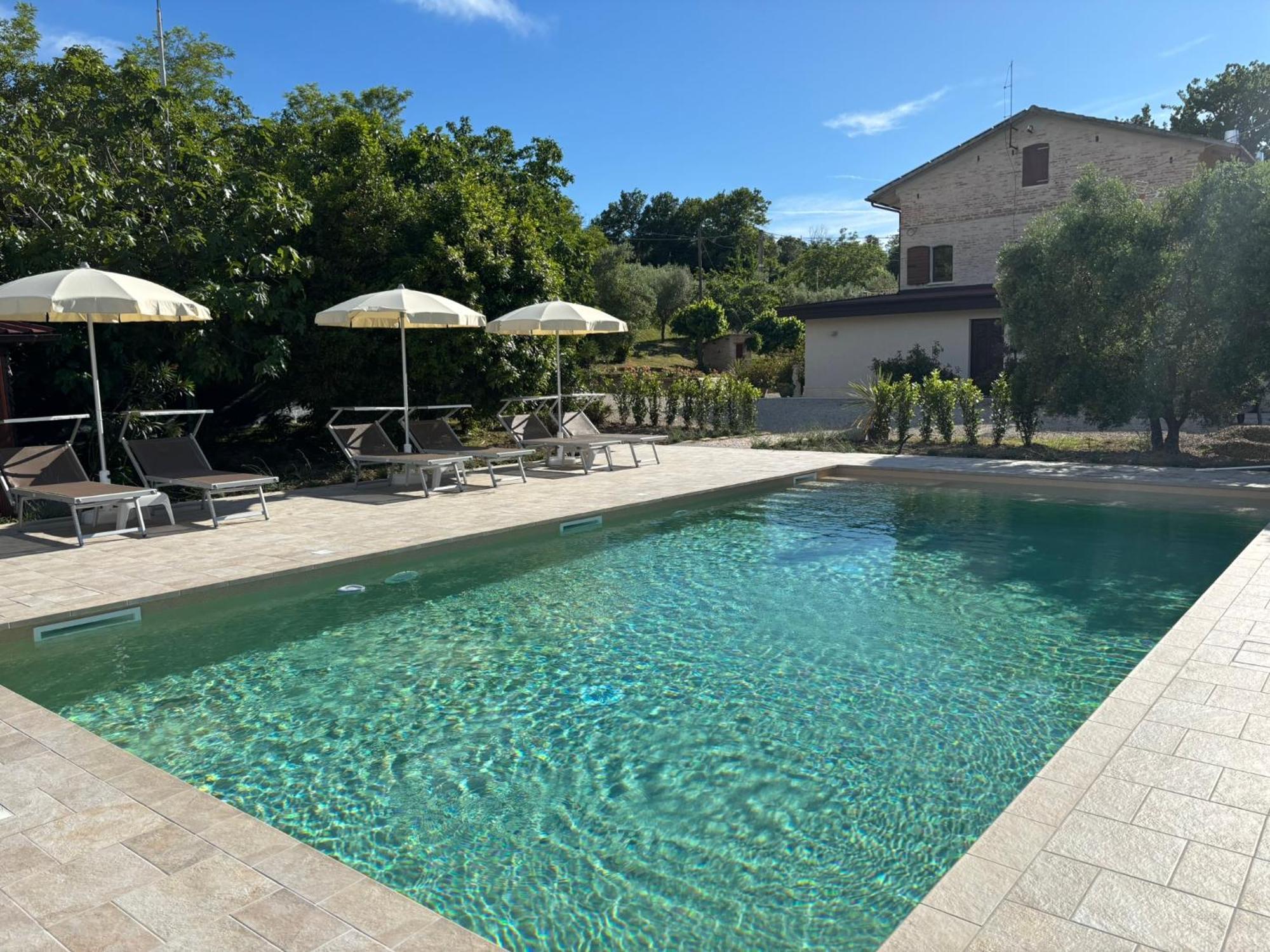 Gastronomic B&B Carlocarla Monte San Pietrangeli Bagian luar foto
